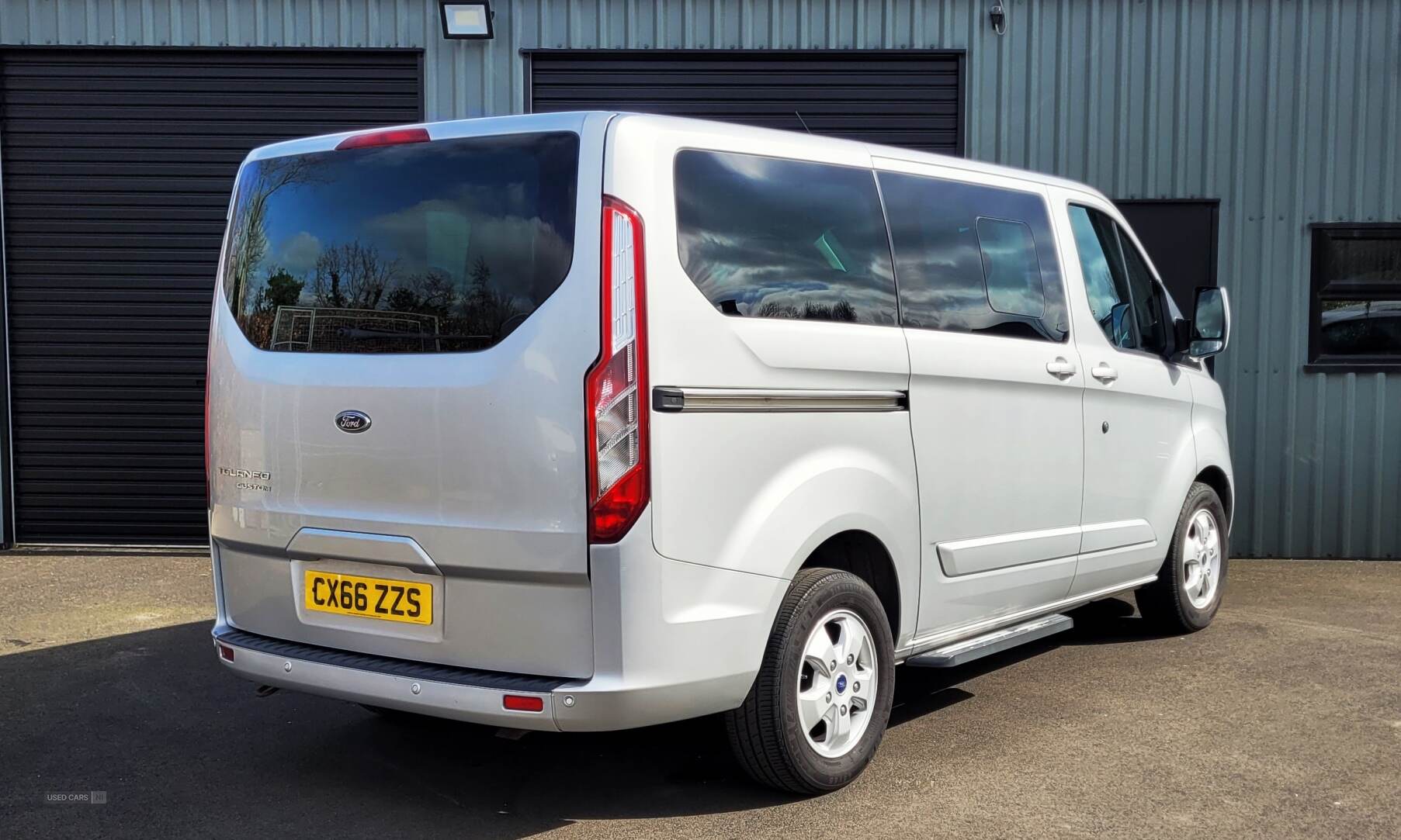 Nov 2016 Ford Tourneo 2.0 TDCi 170ps Low Roof 8 Seater Titanium