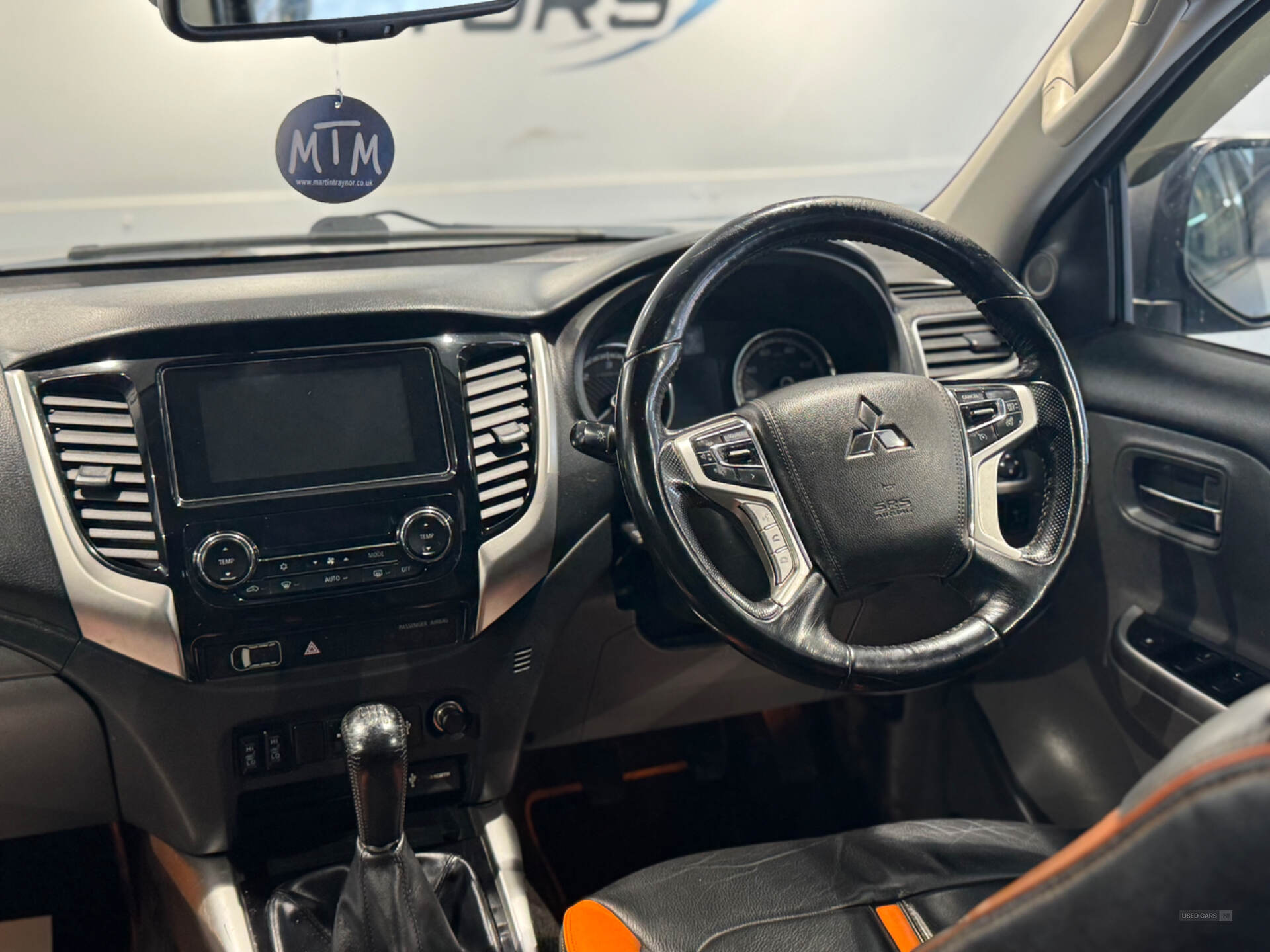 Nov 2018 Mitsubishi L200 Double Cab DI-D 181 Barbarian SVP II 4WD
