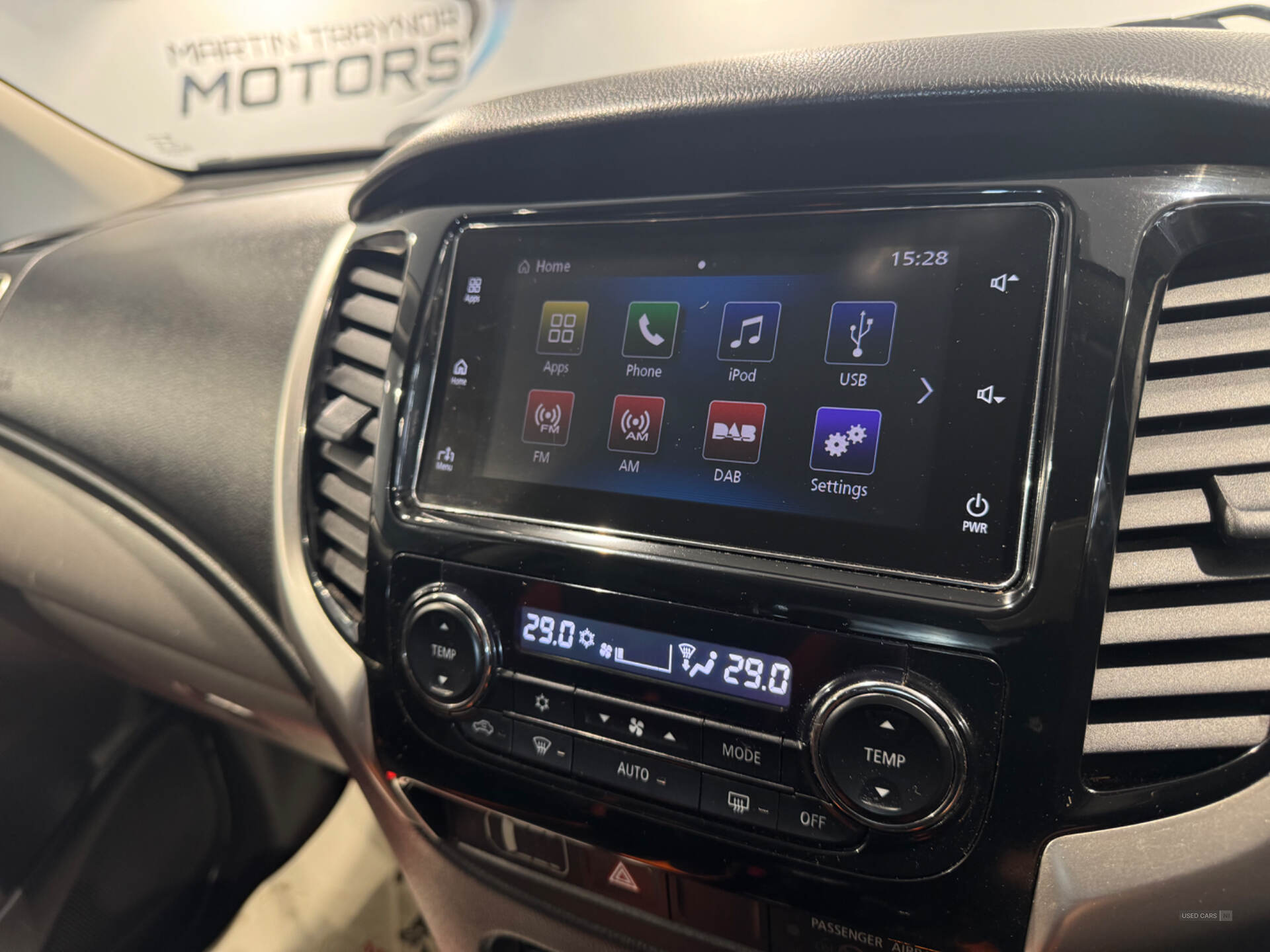 Nov 2018 Mitsubishi L200 Double Cab DI-D 181 Barbarian SVP II 4WD