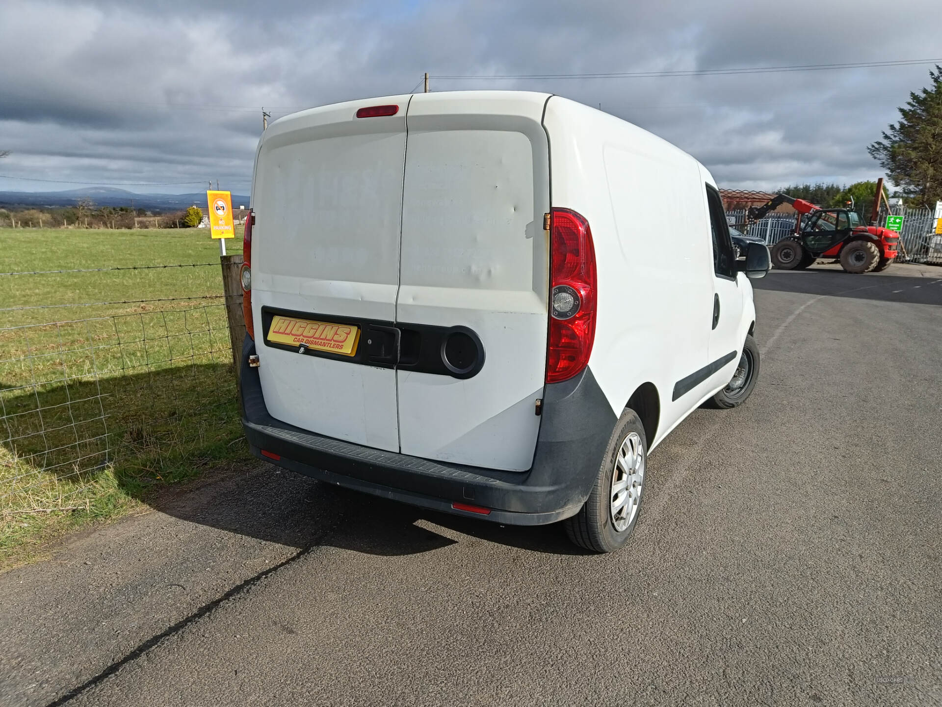 Dec 2013 Fiat Doblo Cargo 1.3 Multijet 16V SX Van