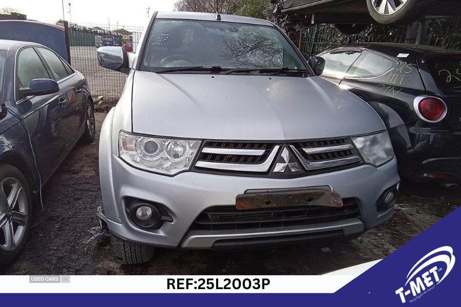 Jun 2015 Mitsubishi L200 D/Cab DI-D Warrior II 4WD 176Bhp [2010]