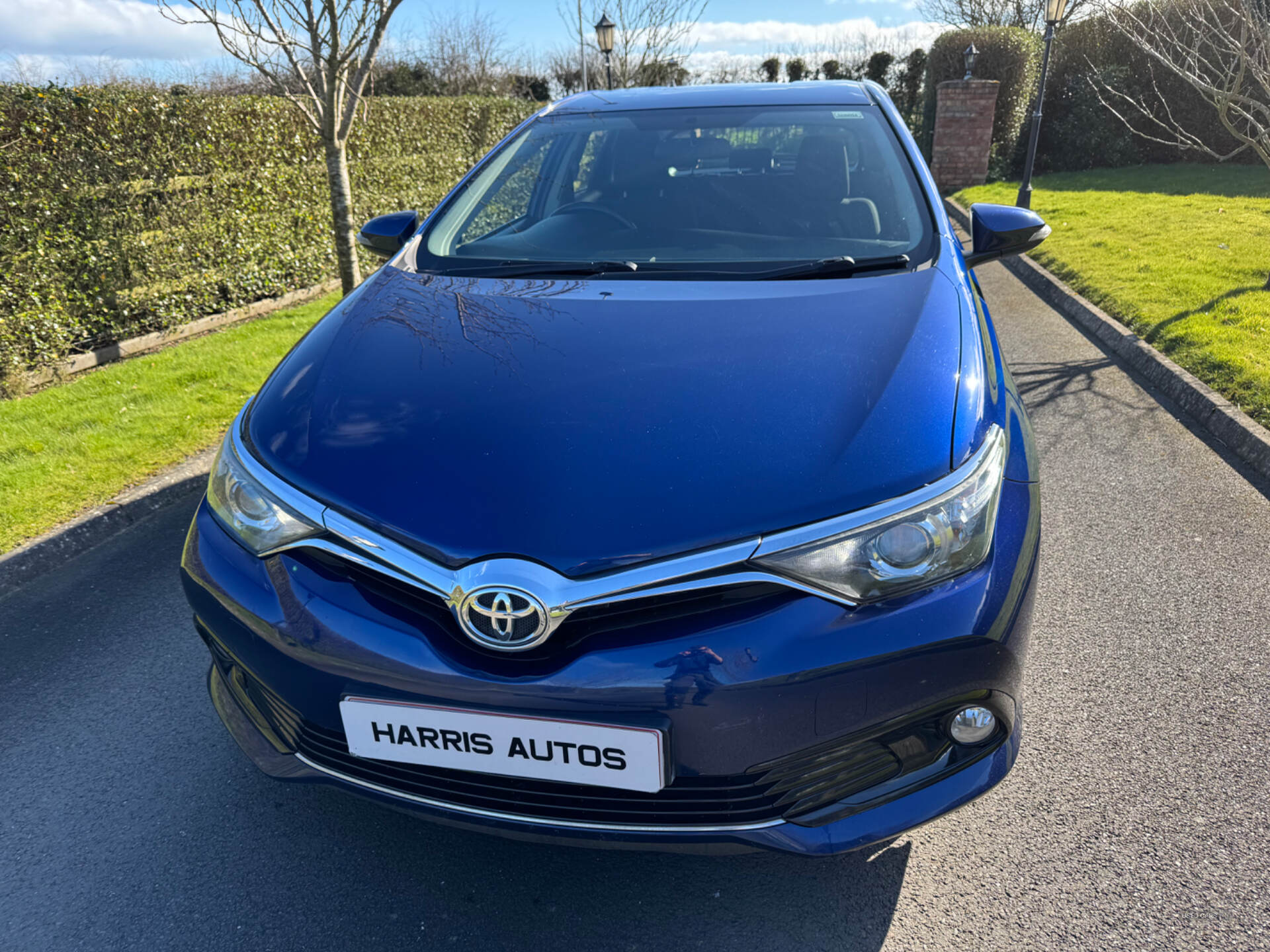 Sep 2015 Toyota Auris 1.6 D-4D Business Edition 5dr