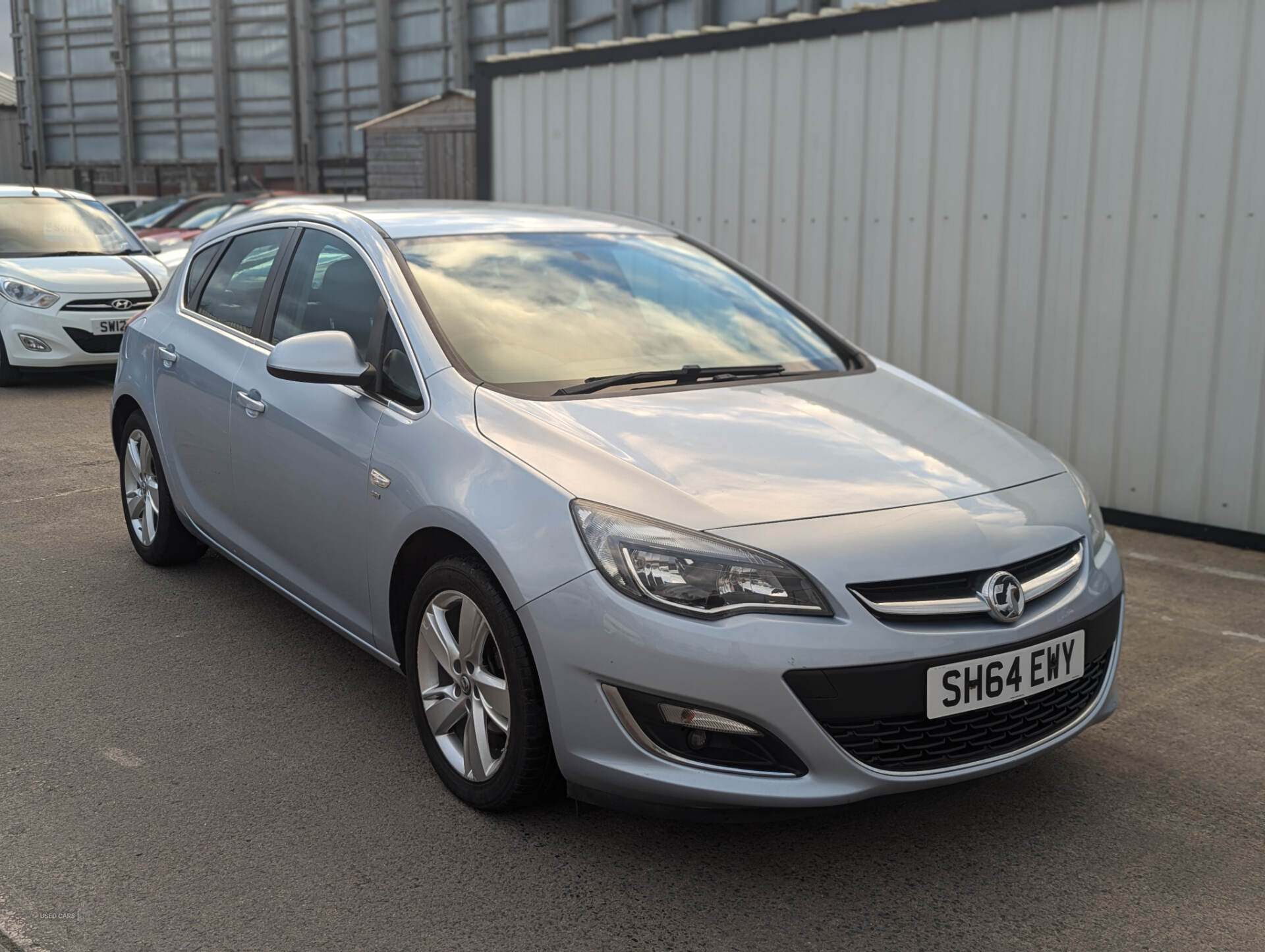 Oct 2014 Vauxhall Astra 1.4i 16V SRi 5dr