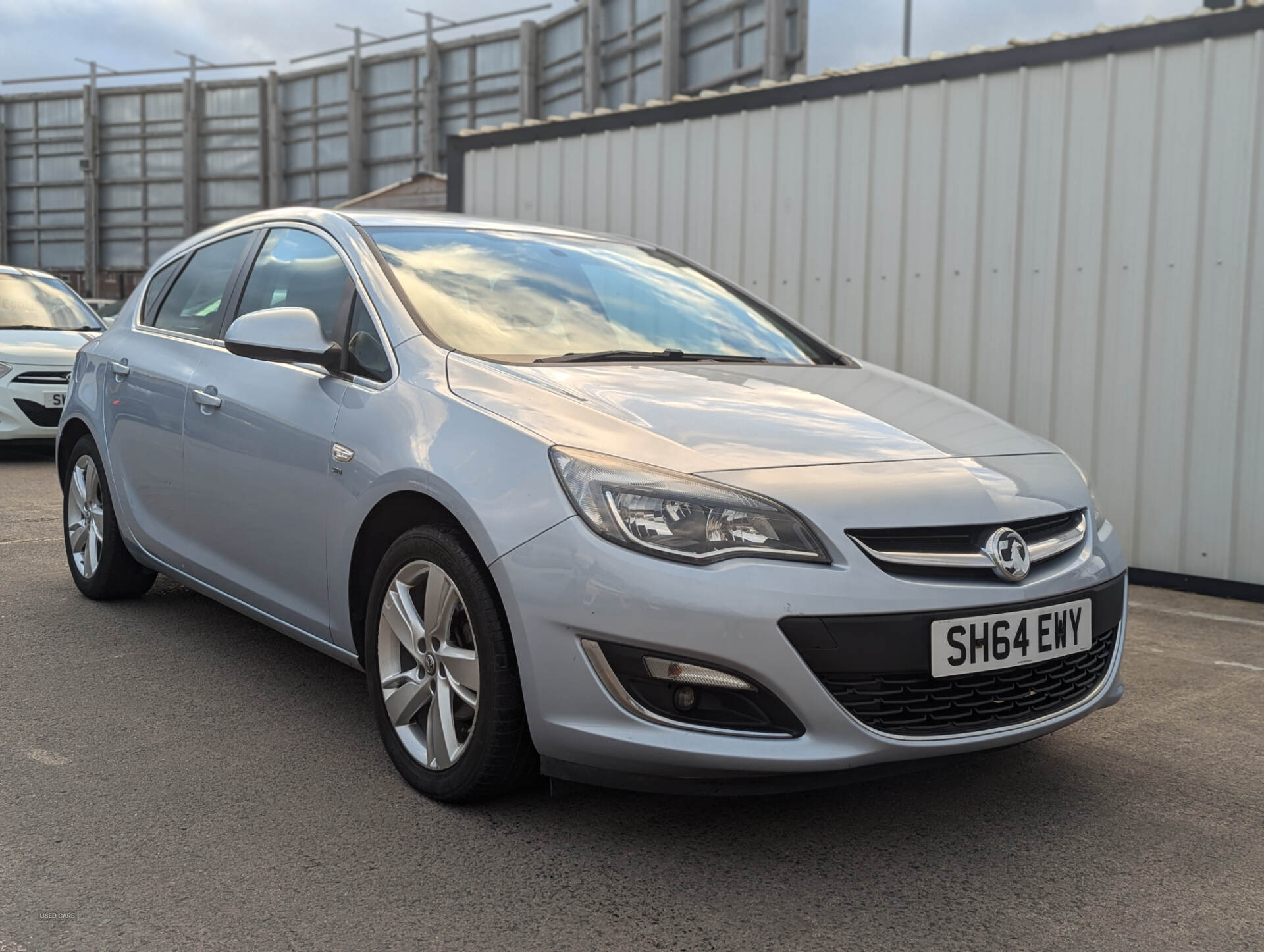 Oct 2014 Vauxhall Astra 1.4i 16V SRi 5dr