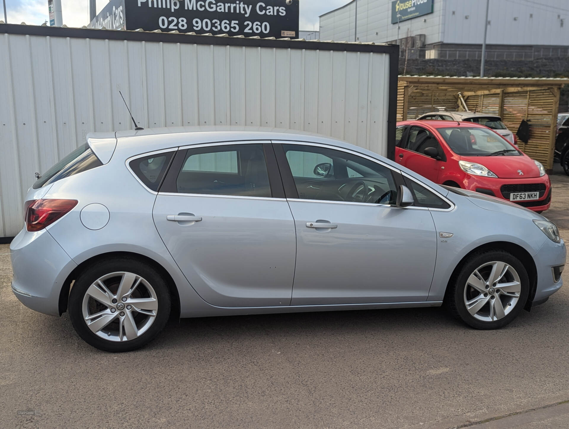 Oct 2014 Vauxhall Astra 1.4i 16V SRi 5dr