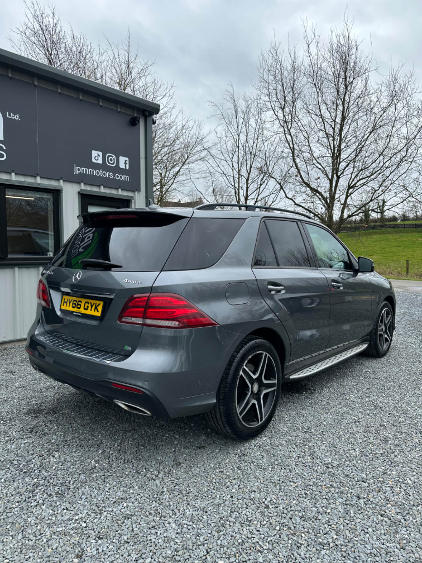 Nov 2016 Mercedes GLE-Class GLE 350d 4Matic AMG Line Premium 5dr 9G-Tronic
