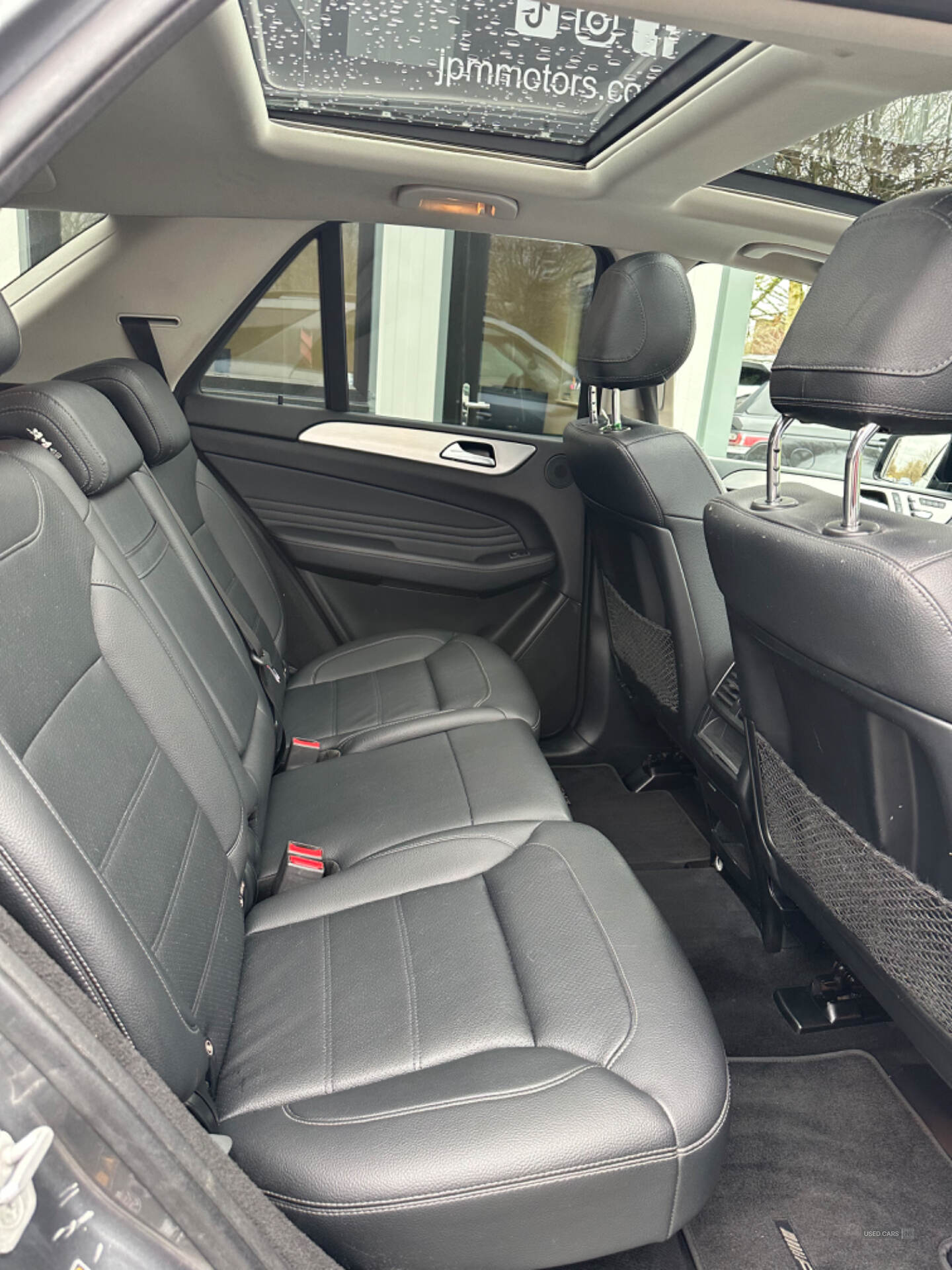 Nov 2016 Mercedes GLE-Class GLE 350d 4Matic AMG Line Premium 5dr 9G-Tronic