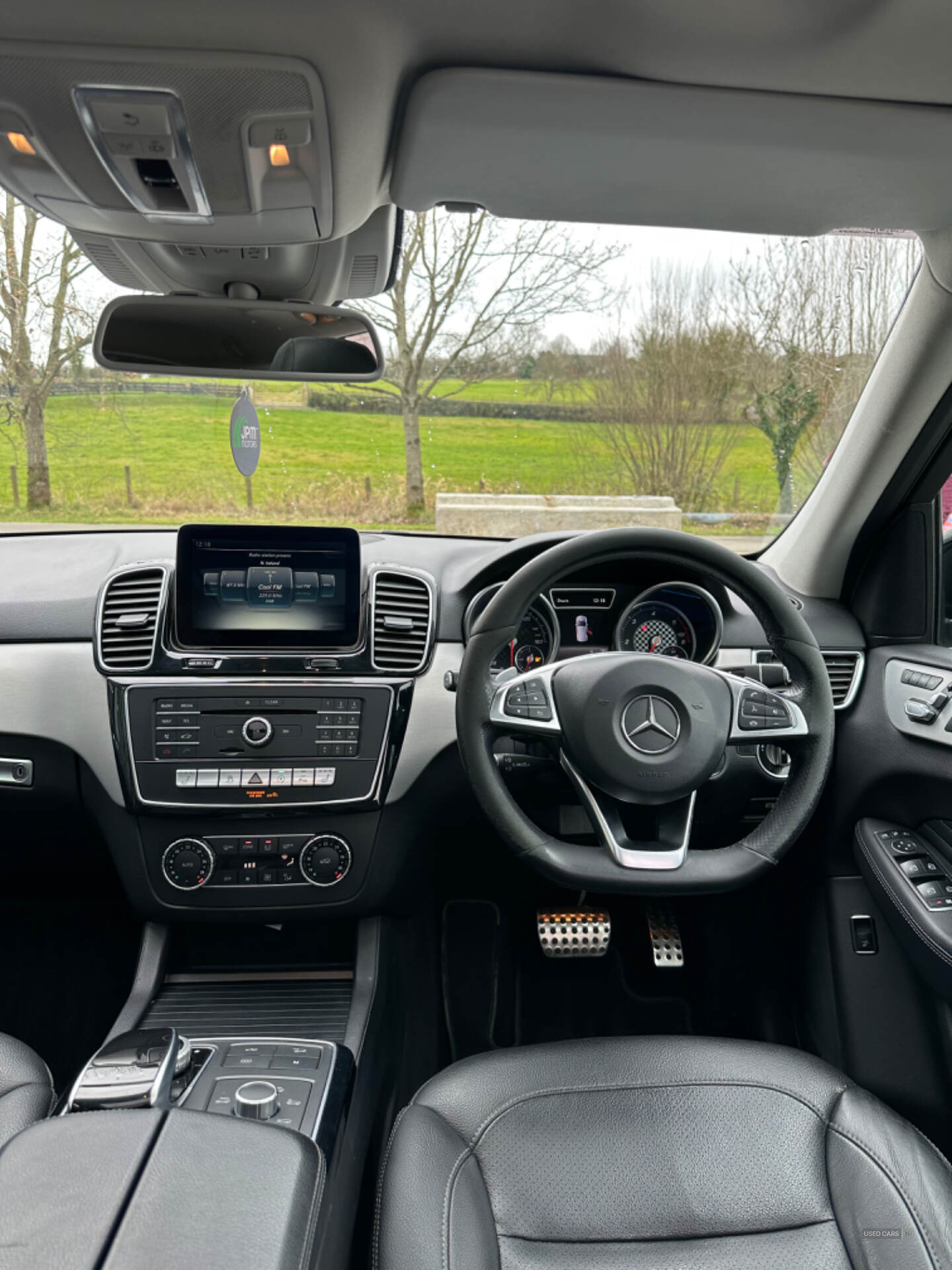 Nov 2016 Mercedes GLE-Class GLE 350d 4Matic AMG Line Premium 5dr 9G-Tronic