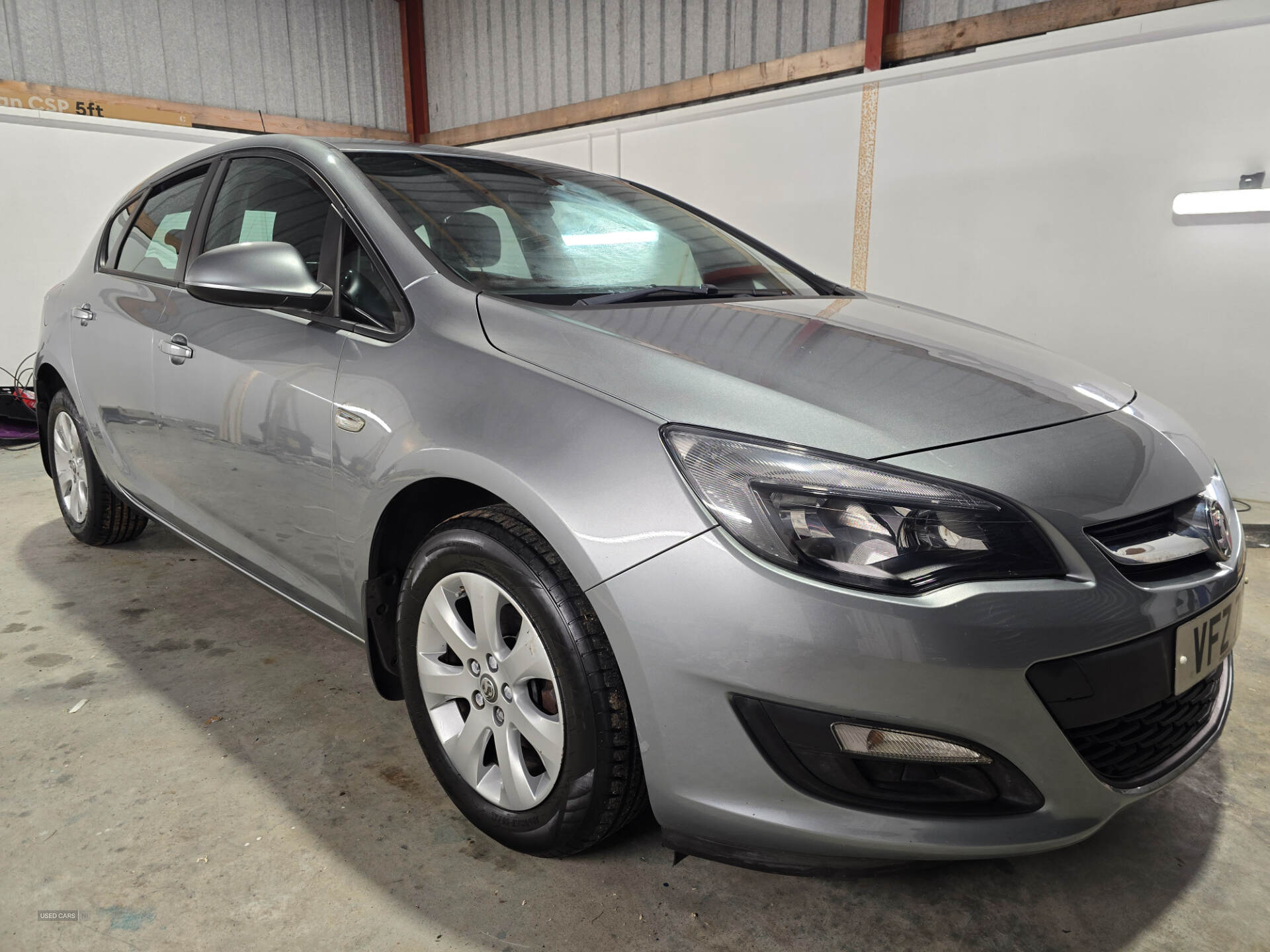 Feb 2015 Vauxhall Astra 1.3 CDTi 16V ecoFLEX Design 5dr