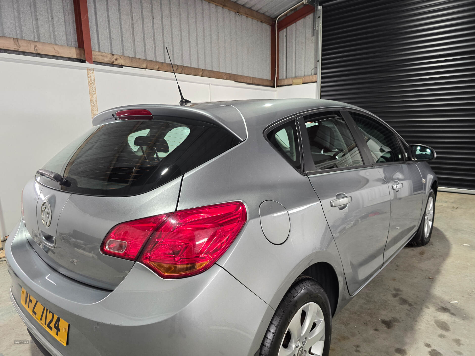Feb 2015 Vauxhall Astra 1.3 CDTi 16V ecoFLEX Design 5dr