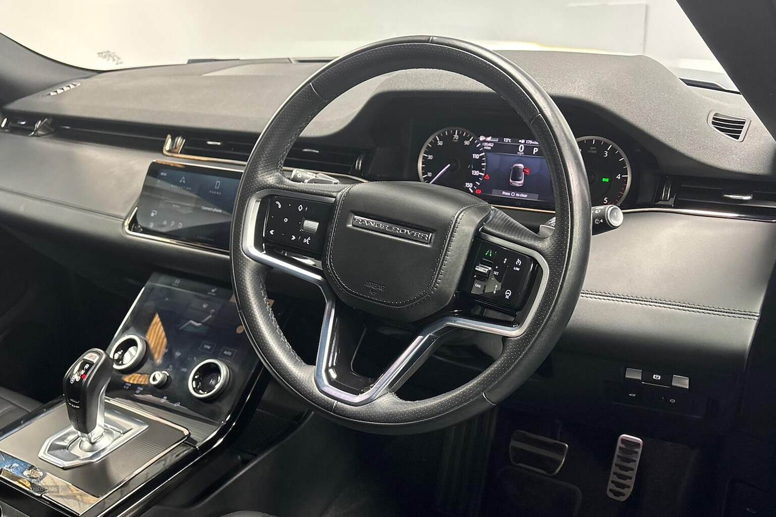 Mar 2022 Land Rover Range Rover Evoque 2.0 D200 R-Dynamic Hse 5Dr Auto