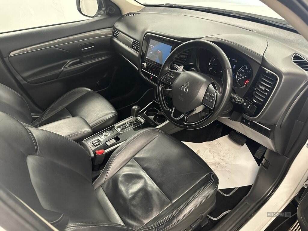Nov 2019 Mitsubishi Outlander 2.0 Exceed 5dr CVT