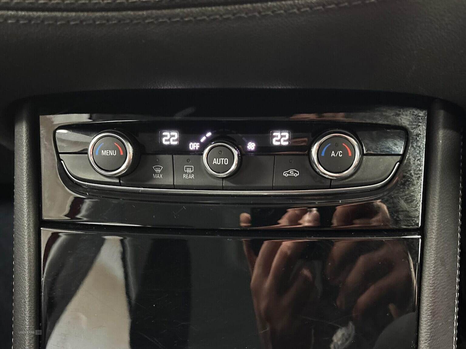 Dec 2019 Vauxhall Grandland X 1.5 Turbo D Se 5Dr
