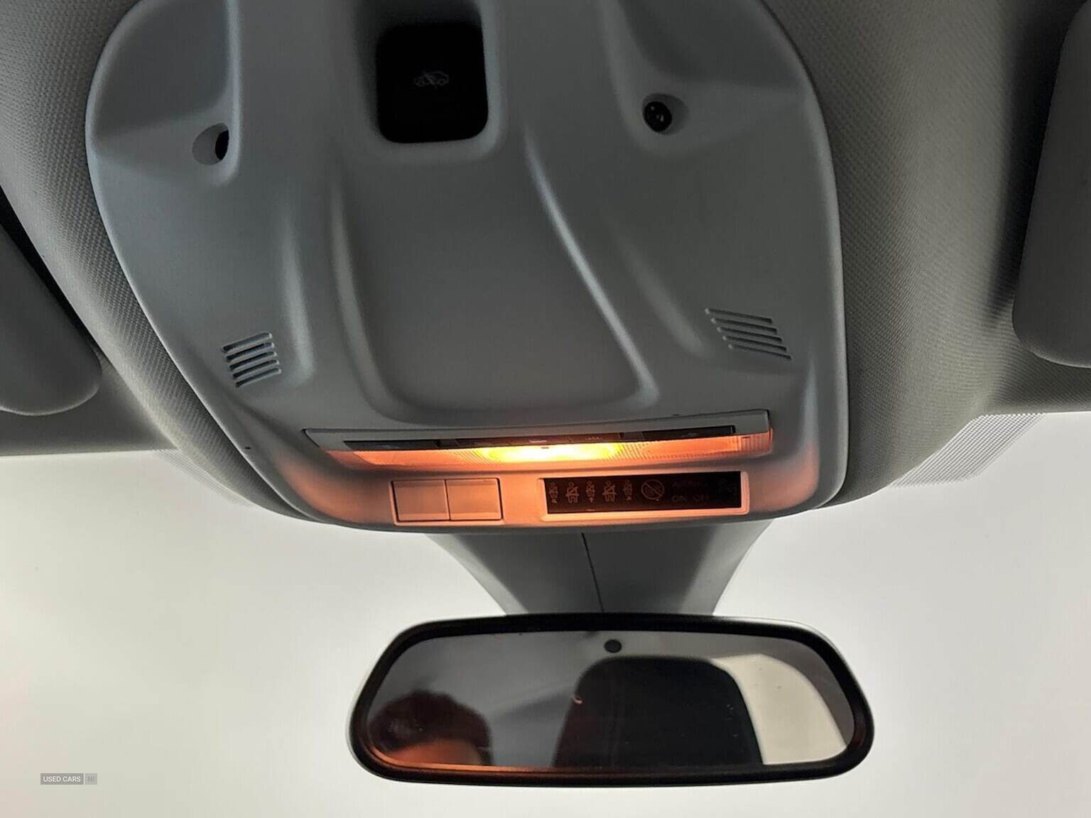 Dec 2019 Vauxhall Grandland X 1.5 Turbo D Se 5Dr