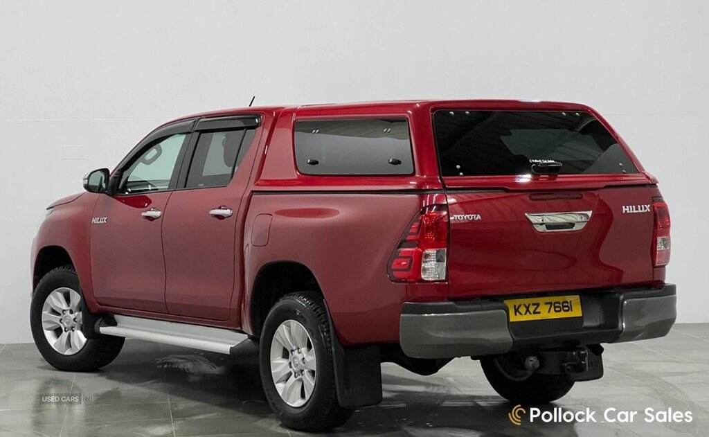 Jun 2017 Toyota Hi-lux Icon D/Cab Pick Up 2.4 D-4D Auto