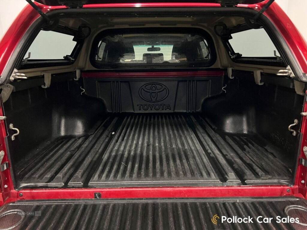 Jun 2017 Toyota Hi-lux Icon D/Cab Pick Up 2.4 D-4D Auto
