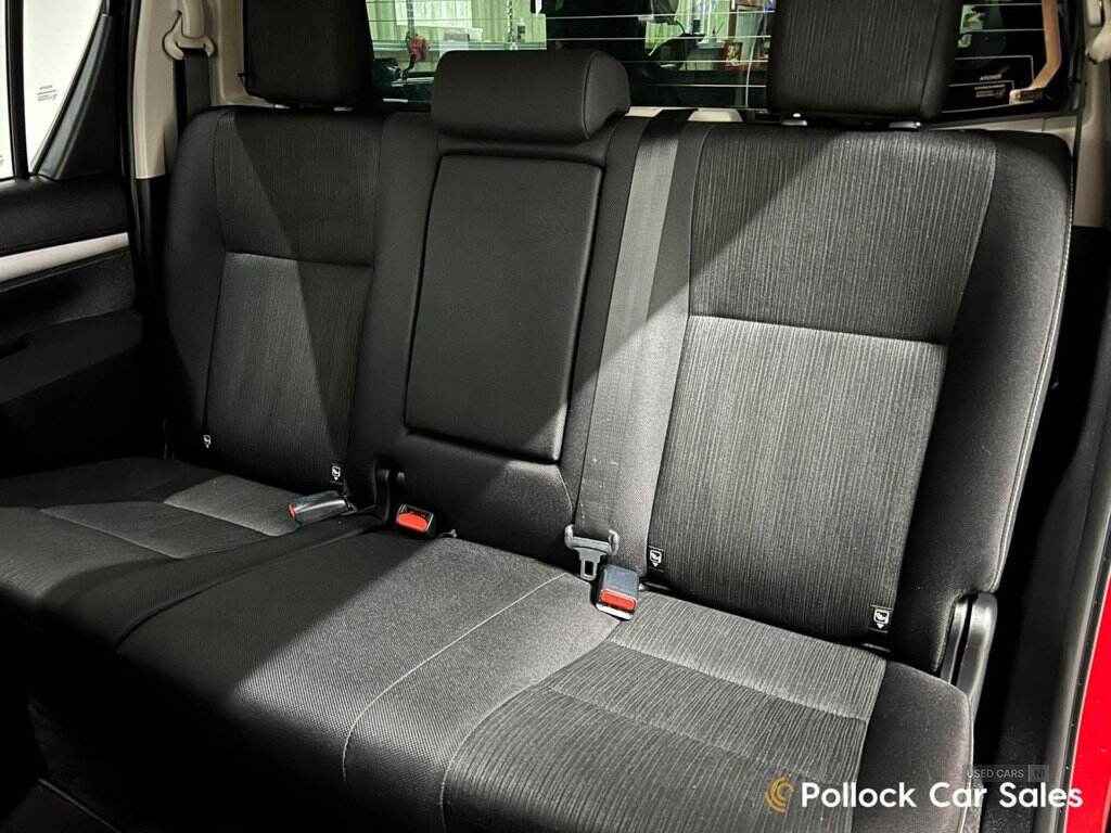 Jun 2017 Toyota Hi-lux Icon D/Cab Pick Up 2.4 D-4D Auto