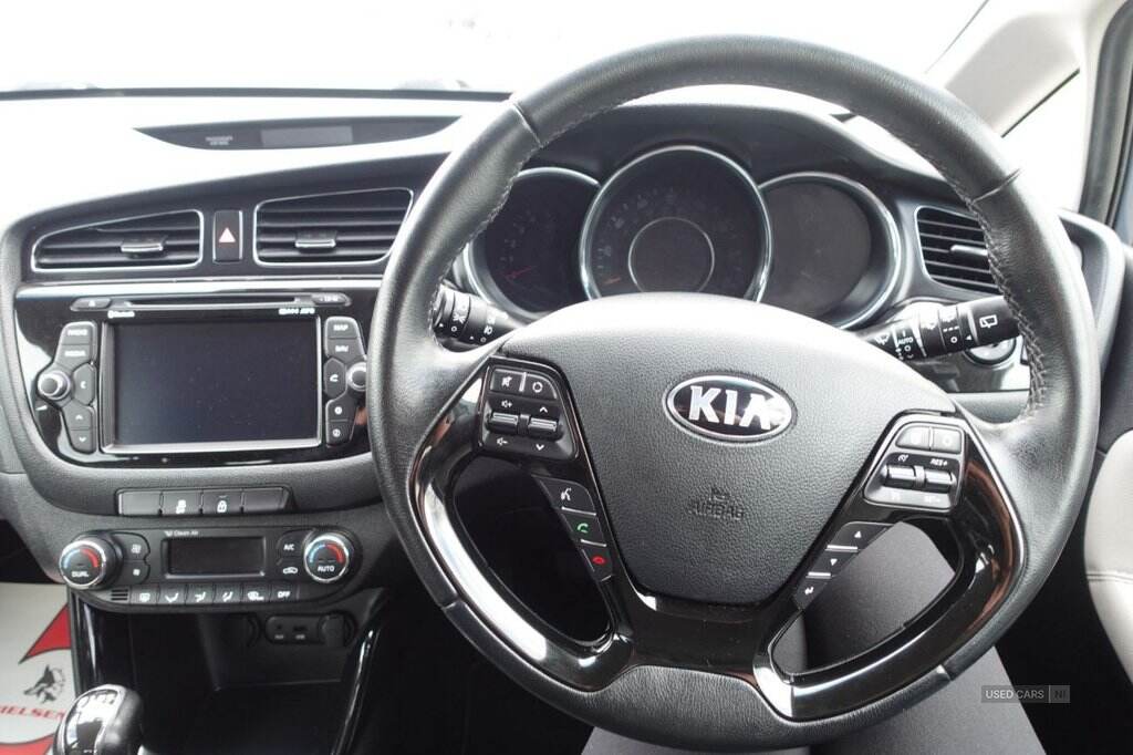 Mar 2014 Kia Ceed 1.6 CRDi 3 EcoDynamics 5dr