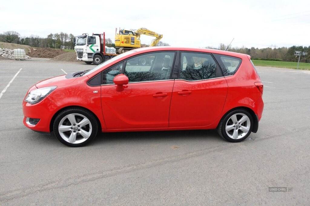 Aug 2014 Vauxhall Meriva 1.4i 16V Tech Line 5dr