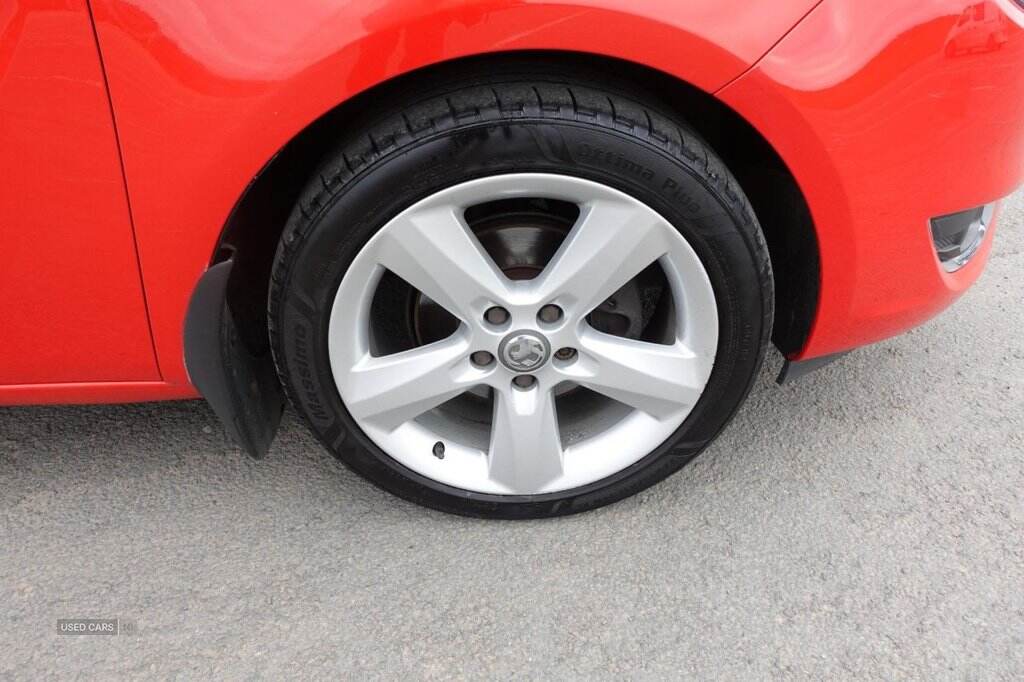 Aug 2014 Vauxhall Meriva 1.4i 16V Tech Line 5dr