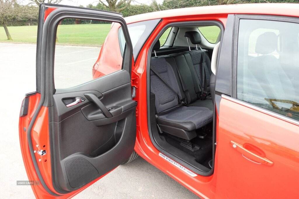 Aug 2014 Vauxhall Meriva 1.4i 16V Tech Line 5dr
