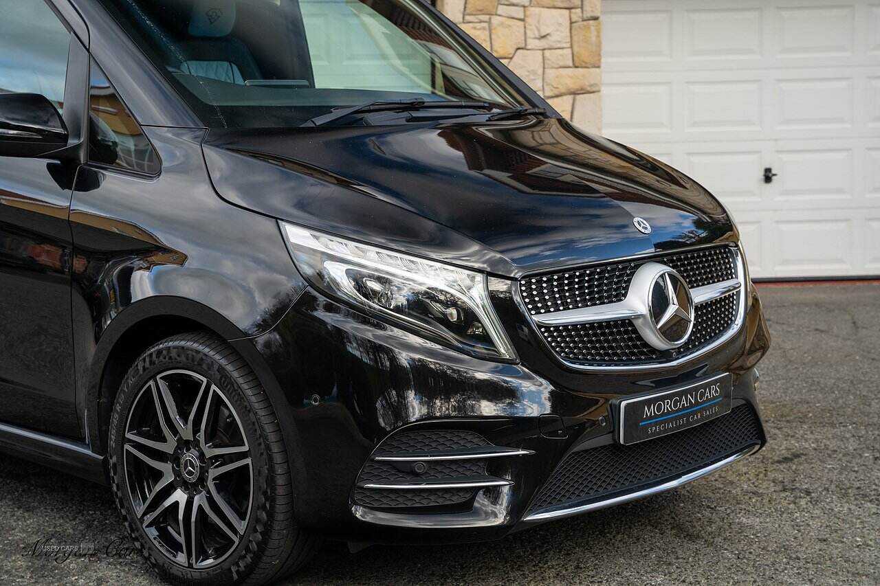 Jul 2022 Mercedes-Benz V Class V220 d AMG Line 5dr 9G-Tronic [Extra Long]