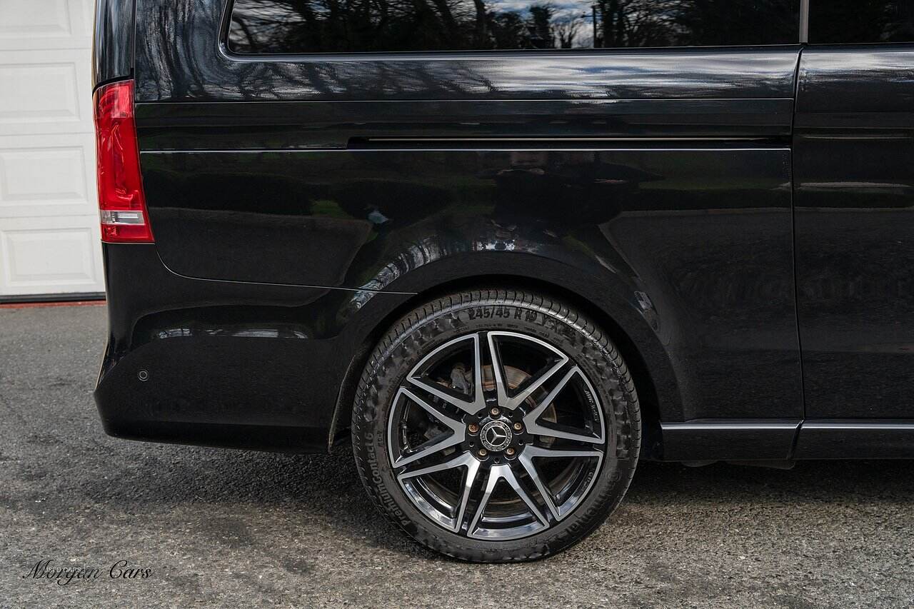Jul 2022 Mercedes-Benz V Class V220 d AMG Line 5dr 9G-Tronic [Extra Long]