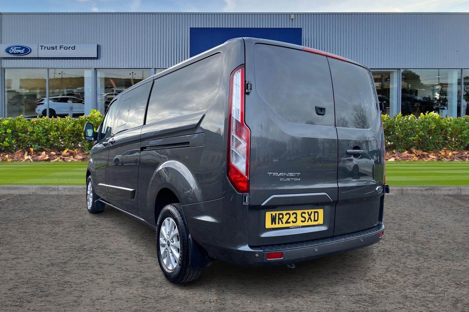 Jun 2023 Ford Transit Custom 2.0 EcoBlue 170ps Low Roof D/Cab Limited Van Auto