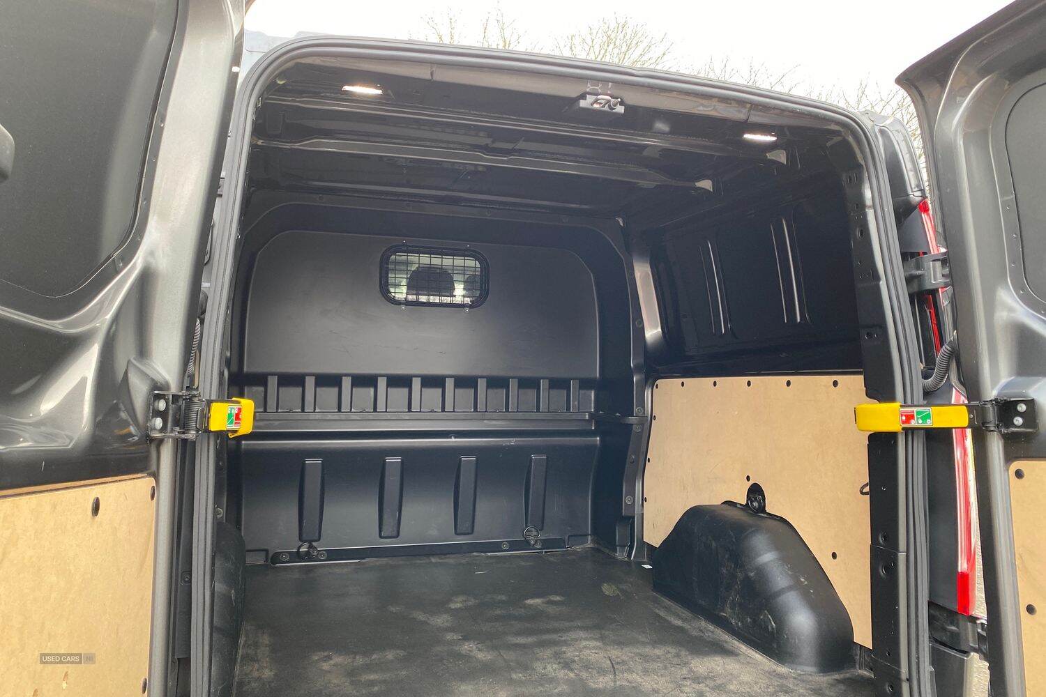 Jun 2023 Ford Transit Custom 2.0 EcoBlue 170ps Low Roof D/Cab Limited Van Auto