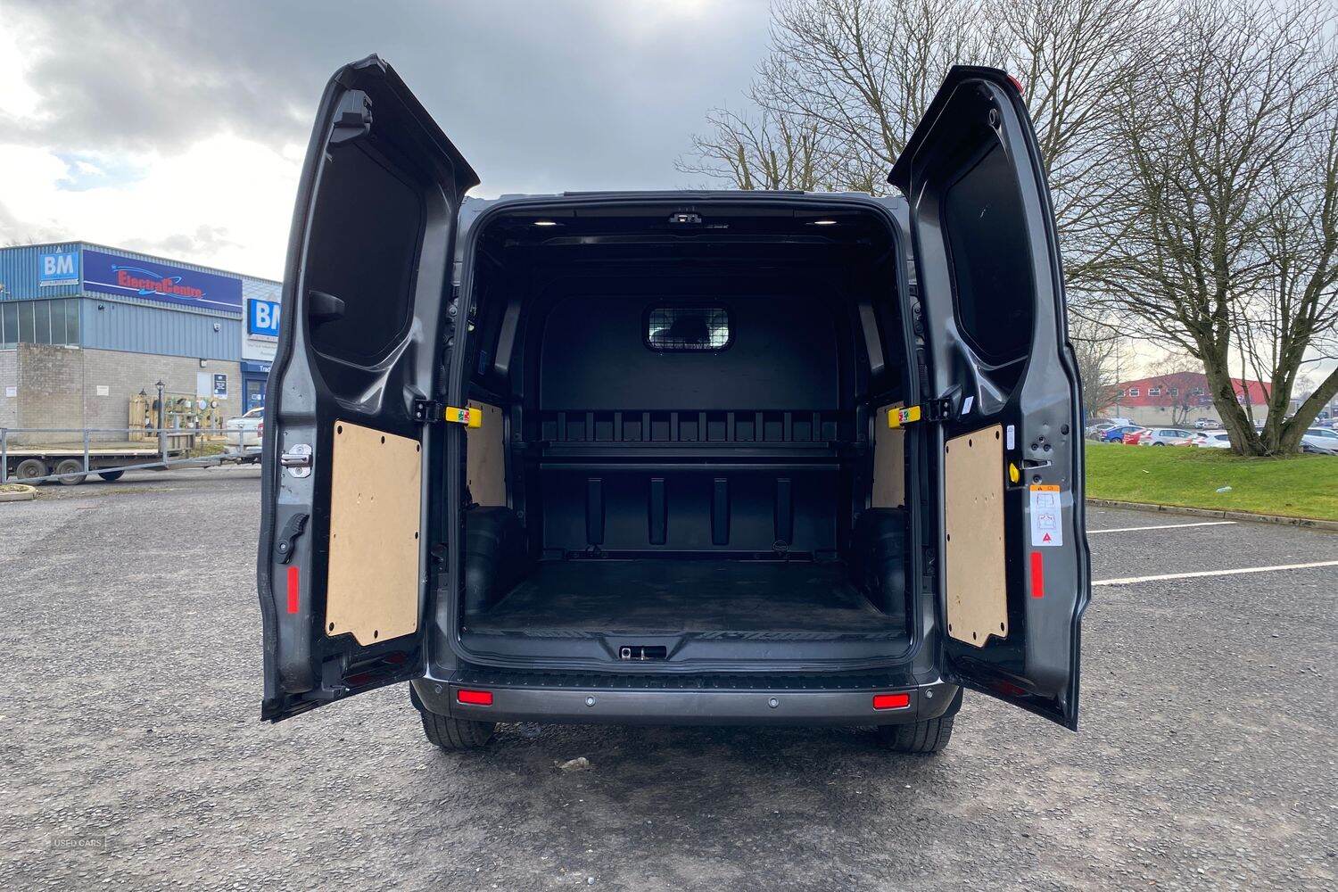 Jun 2023 Ford Transit Custom 2.0 EcoBlue 170ps Low Roof D/Cab Limited Van Auto