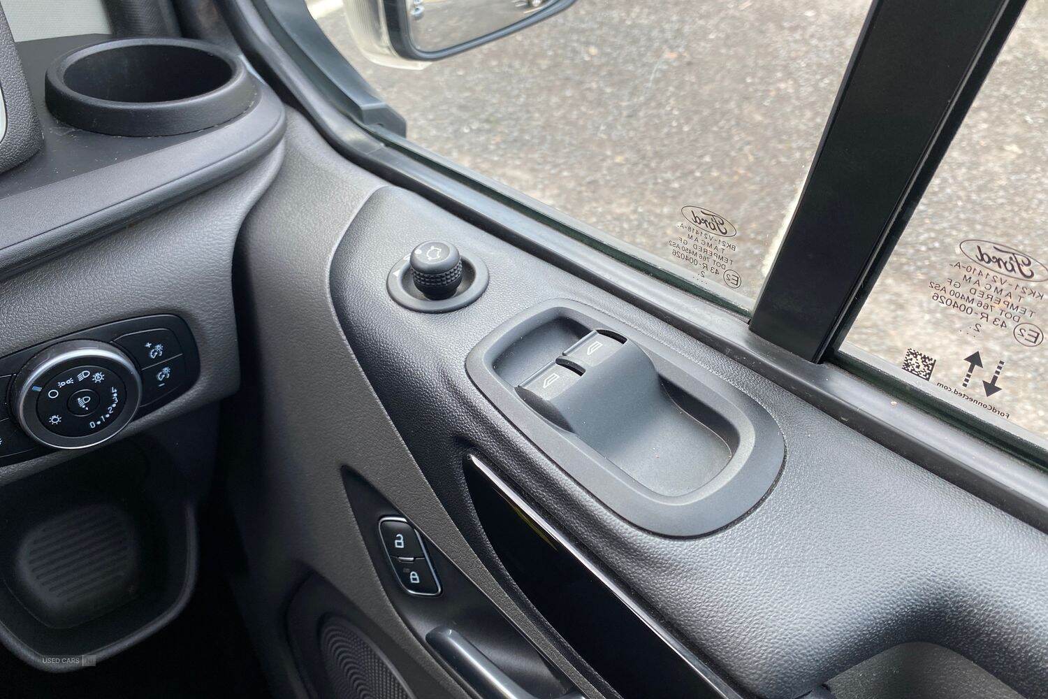 Jun 2023 Ford Transit Custom 2.0 EcoBlue 170ps Low Roof D/Cab Limited Van Auto