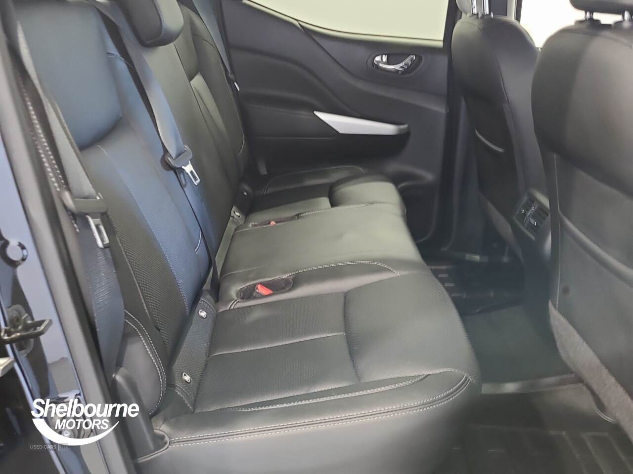 Dec 2021 Nissan Navara Double Cab Pick Up Tekna 2.3dCi 190 TT 4WD Auto