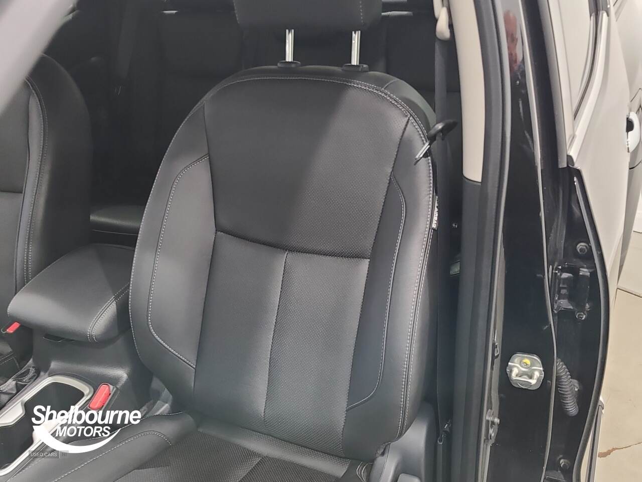 Dec 2021 Nissan Navara Double Cab Pick Up Tekna 2.3dCi 190 TT 4WD Auto