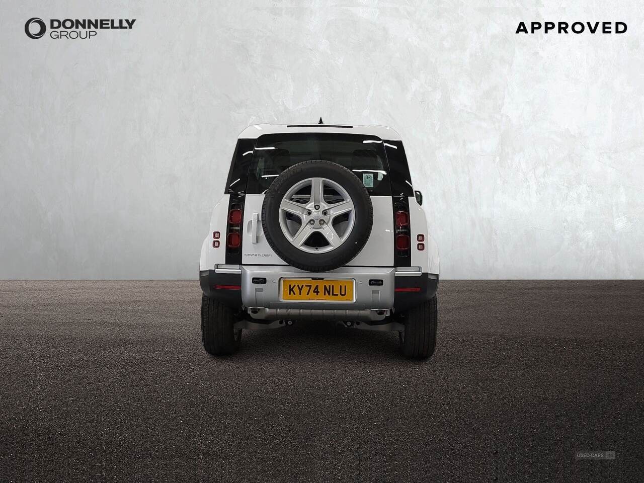 Oct 2024 Land Rover Defender 2.0 P300 SE 90 3dr Auto