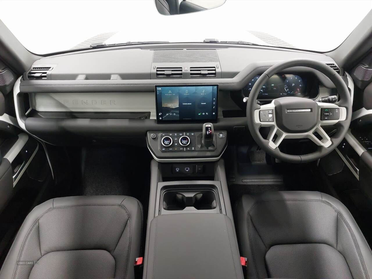 Oct 2024 Land Rover Defender 2.0 P300 SE 90 3dr Auto