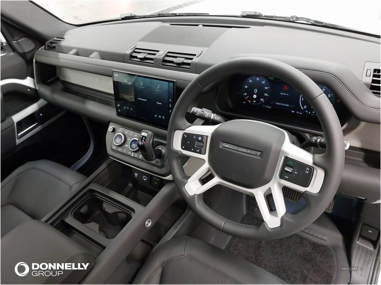 Oct 2024 Land Rover Defender 2.0 P300 SE 90 3dr Auto