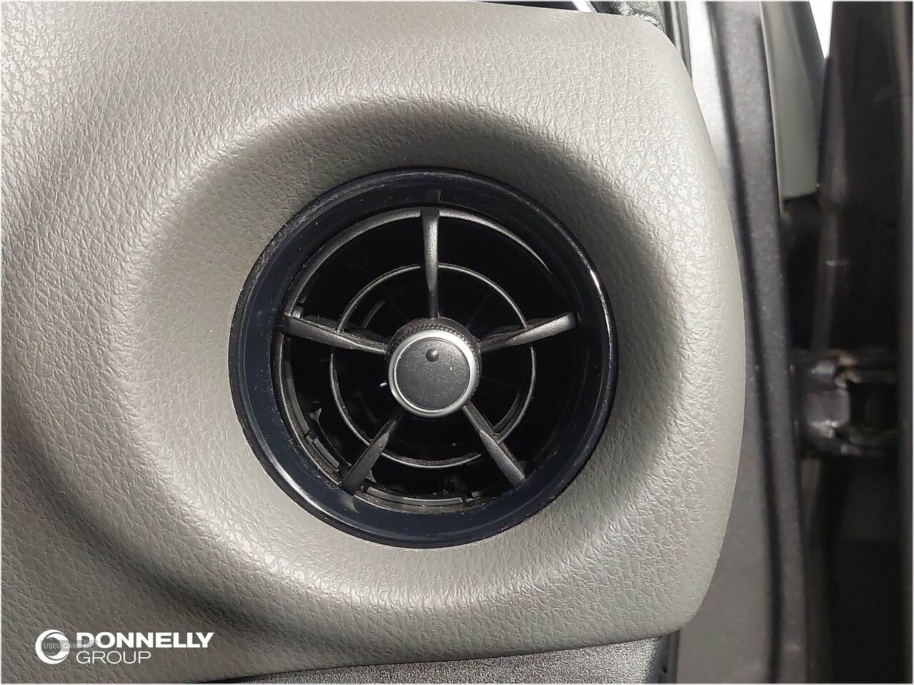 Jan 2019 Toyota Yaris 1.5 VVT-i Icon 5dr