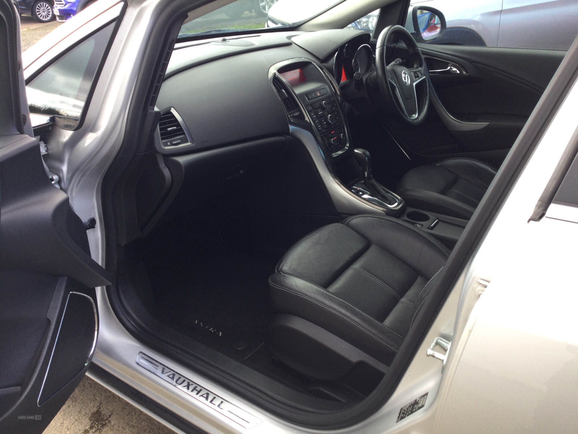 Sep 2010 Vauxhall Astra 2.0 CDTi 16V Elite 5dr Auto