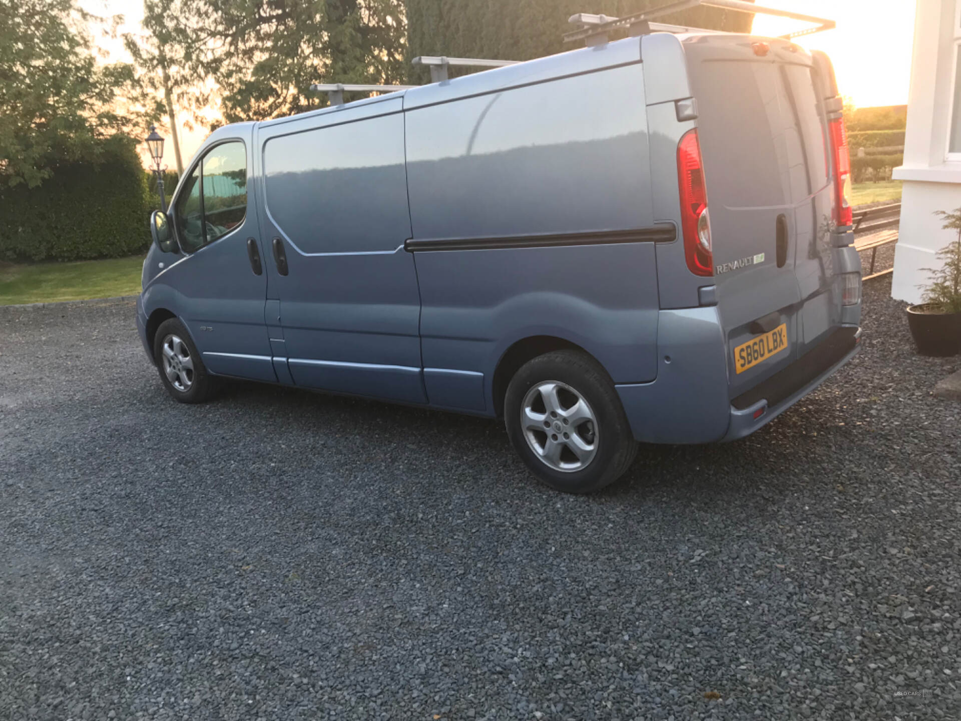 Feb 2011 Renault Trafic LL29dCi 115 [Sat Nav] Van