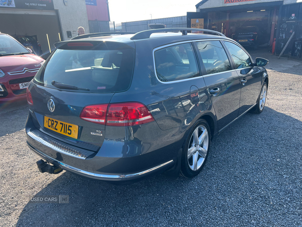 Volkswagen Passat DIESEL ESTATE in Down