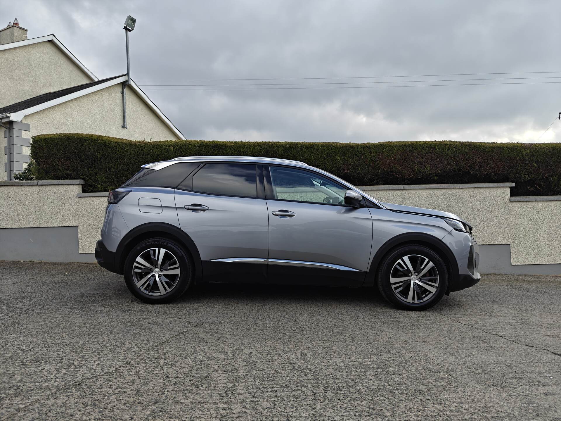 Feb 2021 Peugeot 3008 1.5 BlueHDi Allure Premium 5dr