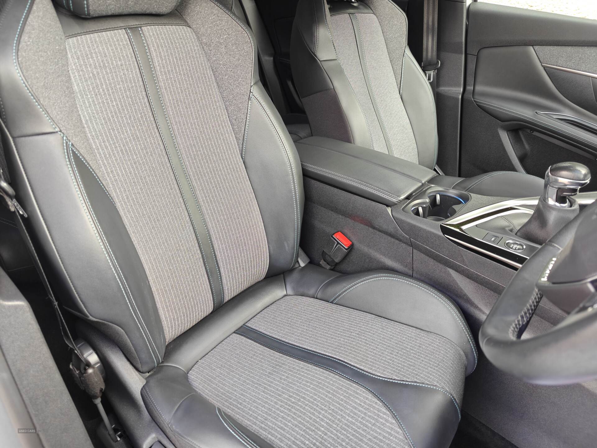 Feb 2021 Peugeot 3008 1.5 BlueHDi Allure Premium 5dr