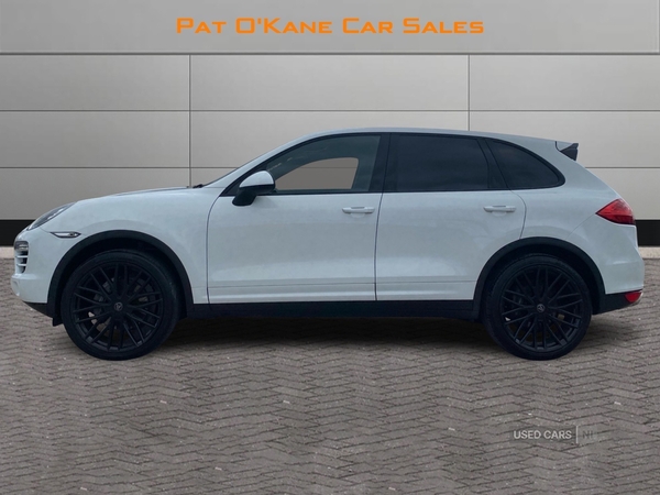 Porsche Cayenne DIESEL ESTATE in Derry / Londonderry