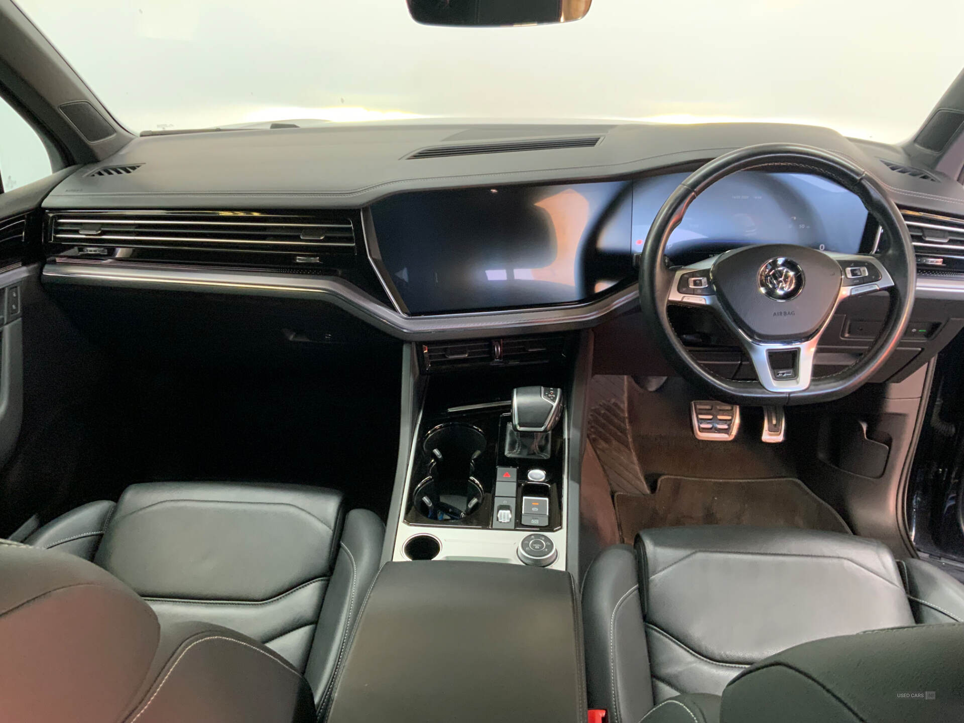 Jun 2019 Volkswagen Touareg 3.0 V6 TDI 4Motion R-Line Tech 5dr Tip Auto