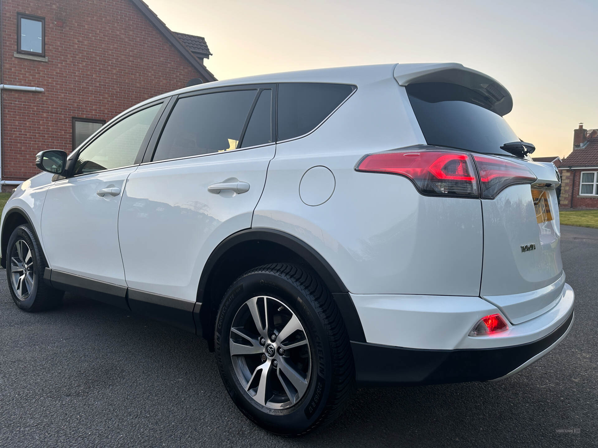 May 2016 Toyota RAV4 2.0 D-4D Business Edition 5dr 2WD