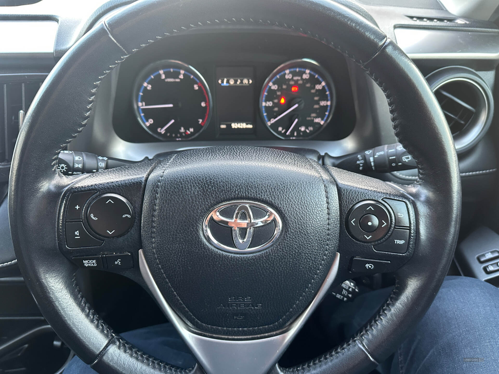 May 2016 Toyota RAV4 2.0 D-4D Business Edition 5dr 2WD