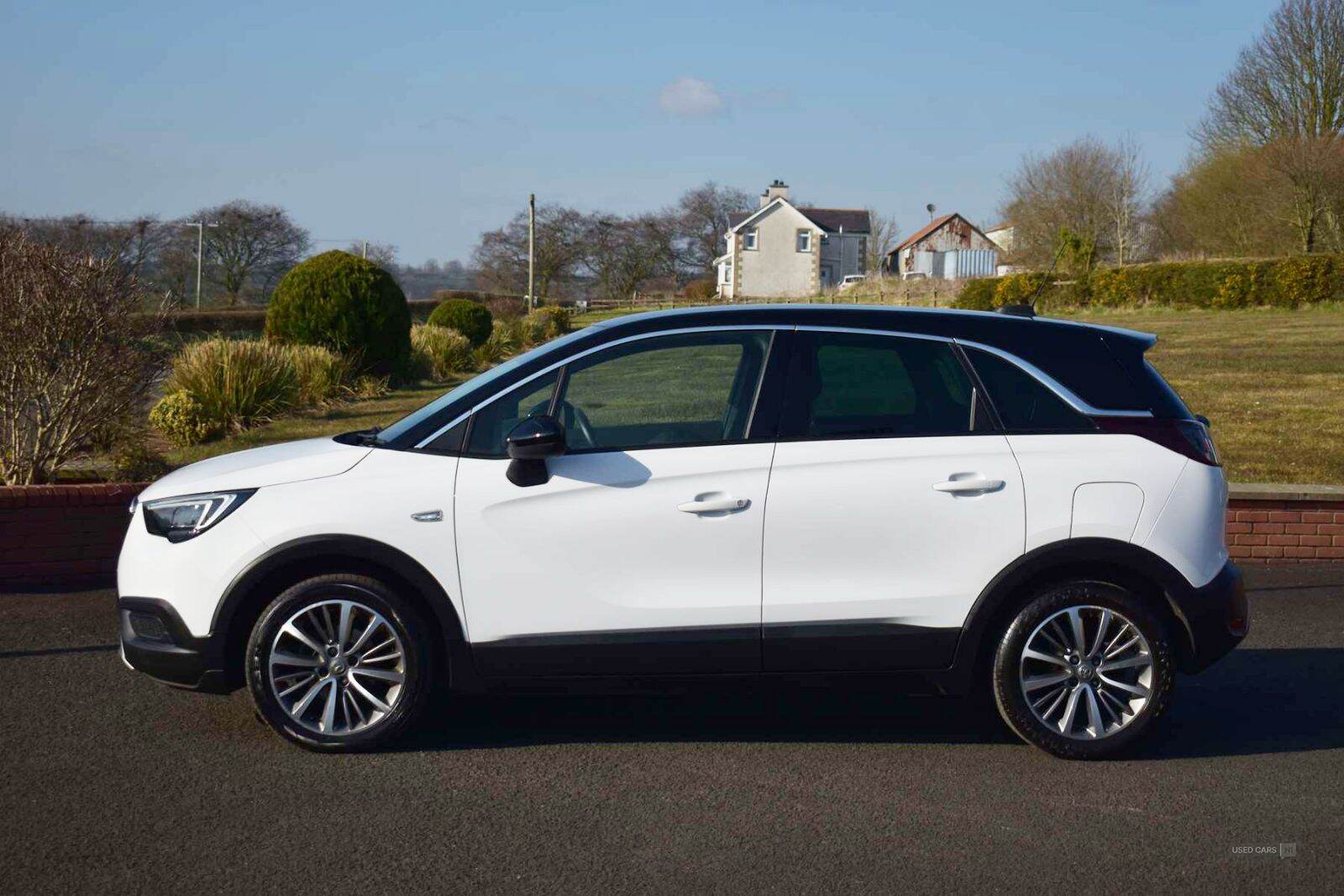 Feb 2020 Vauxhall Crossland X 1.2T [110] SRi Nav 5dr [6 Spd] [S/S]