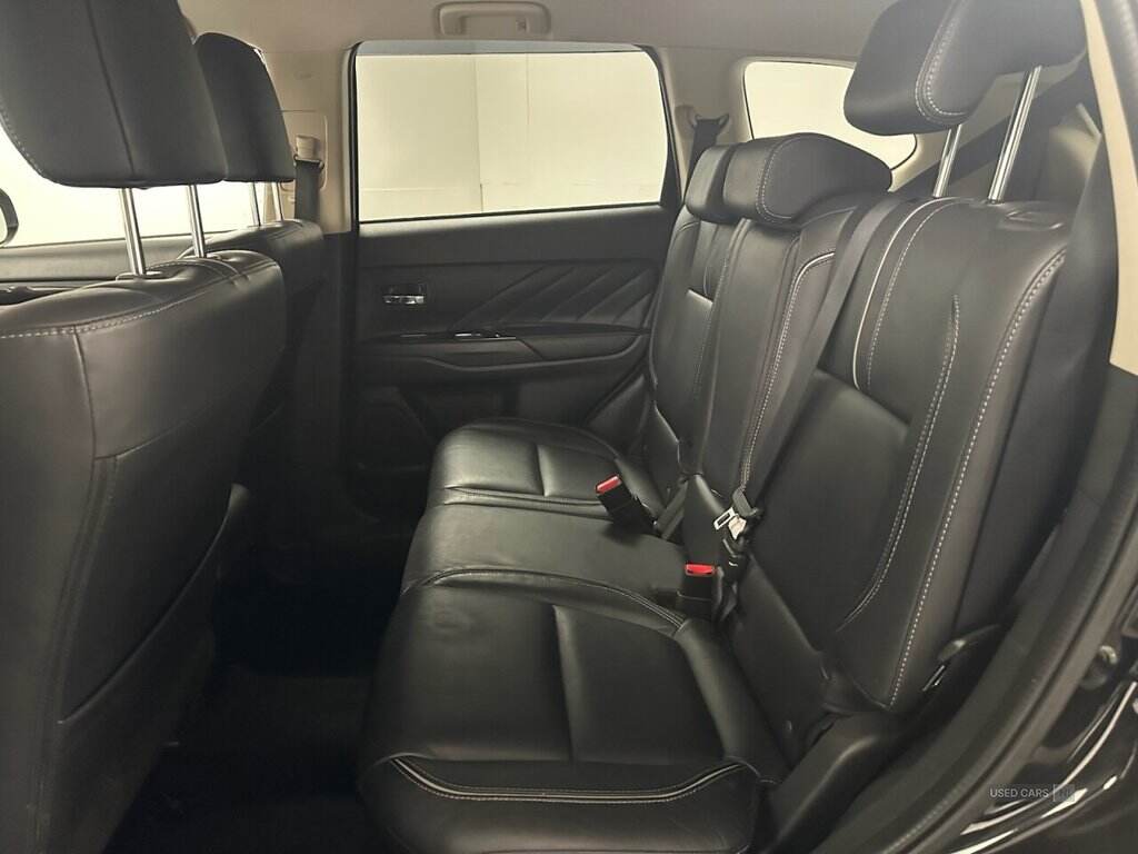 Mar 2025 Mitsubishi Outlander 2.2 DI-D 4 SUV 5dr Diesel Manual 4WD Euro 6 (s/s) (147 ps) Good History, Sat Nav, Bluetooth