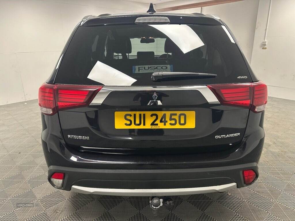 Mar 2025 Mitsubishi Outlander 2.2 DI-D 4 SUV 5dr Diesel Manual 4WD Euro 6 (s/s) (147 ps) Good History, Sat Nav, Bluetooth