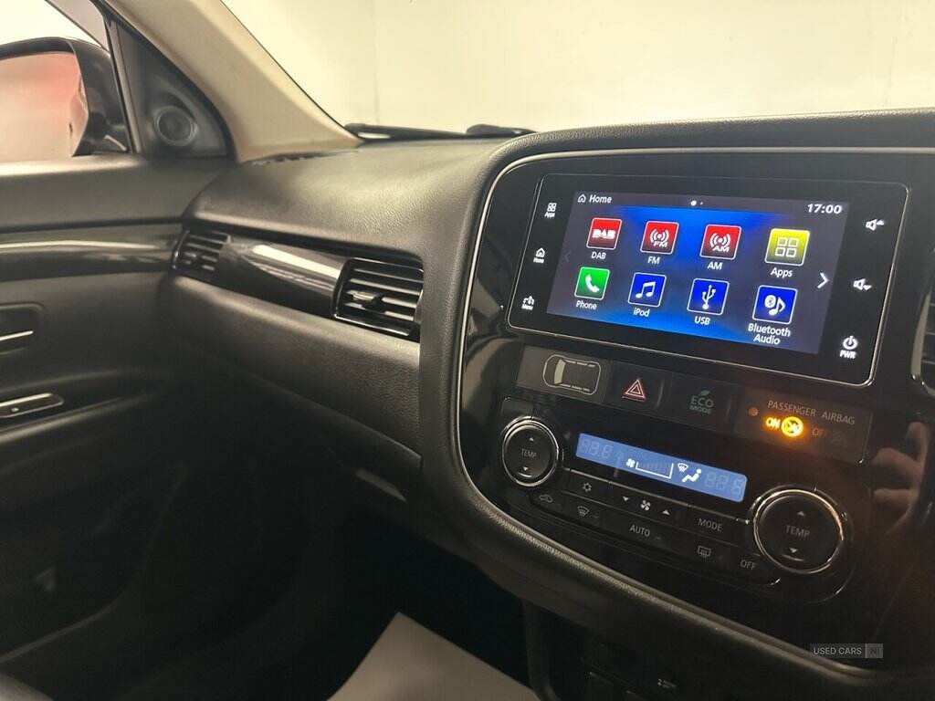 Mar 2025 Mitsubishi Outlander 2.2 DI-D 4 SUV 5dr Diesel Manual 4WD Euro 6 (s/s) (147 ps) Good History, Sat Nav, Bluetooth
